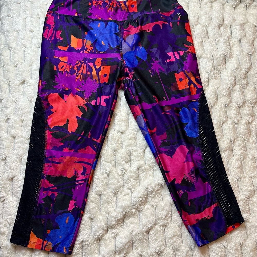 Women’s Vibrant Floral Leggings